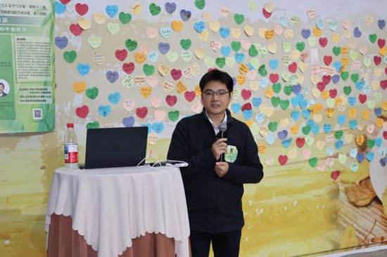 https://news.pku.edu.cn/images/2025-04/14d912ffd01e4a048ea9e7d8ae31b150.jpg